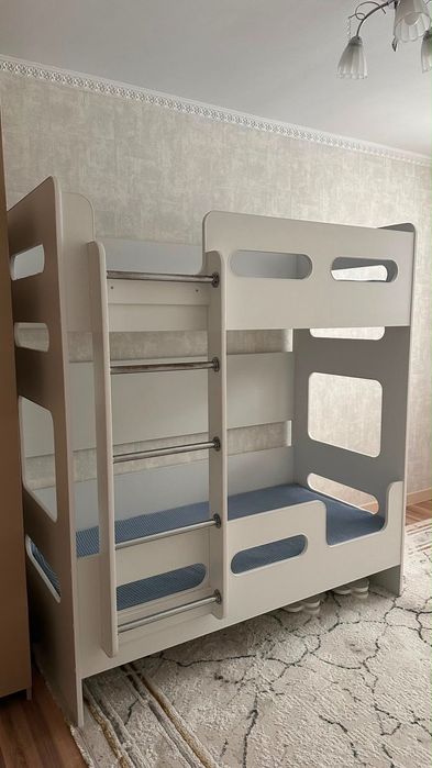 Детский кровать, очень удобная для детей