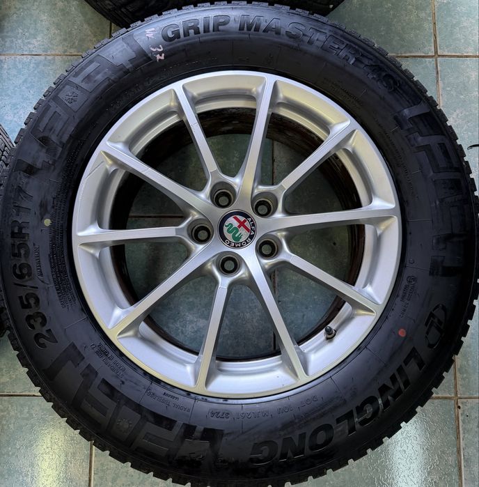 Roti/ jante aliaj R17 originale Alfa Romeo Stelvio 235/65/17 all season 2024