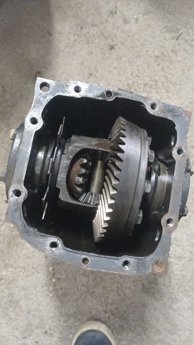 Работает Автосервис