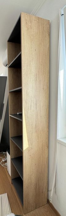 Dulap de camera/etajeră