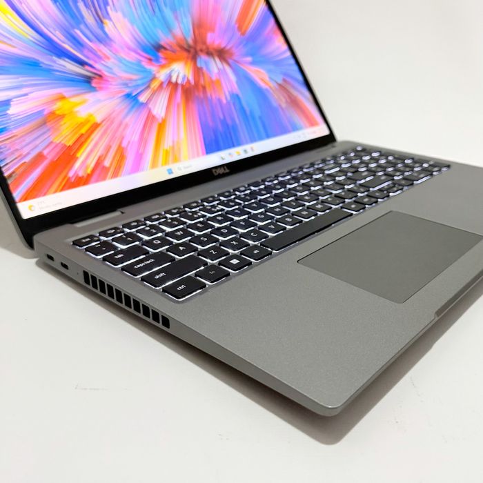 DELL Precision 3580/15,6” Touch/i5-1350p/16GB DDR5/512GB NVMe