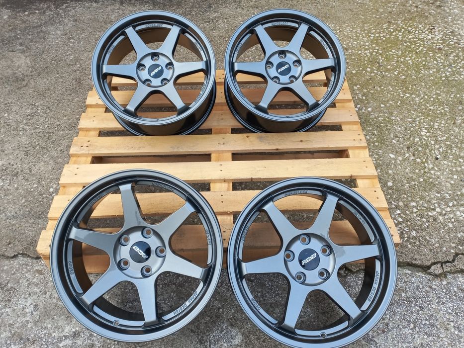 17 5х114.3 Rays T37 Gunmetal Volk Racing Forced Japan  7.5j