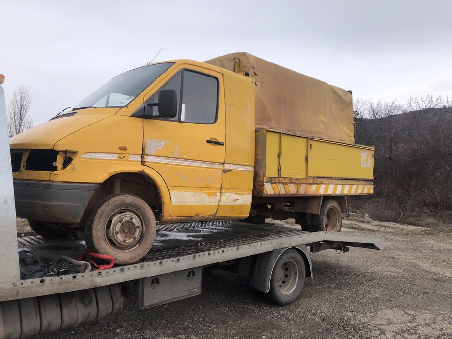 Mercedes Sprinter 412d 4x4 На части !