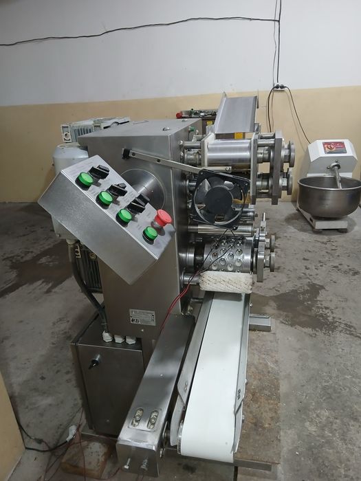 Чучвара  Апарат Сотилади Таййор бизнес  21000 $