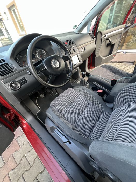 VOLKSWAGEN Touran 2003 — imagine 5