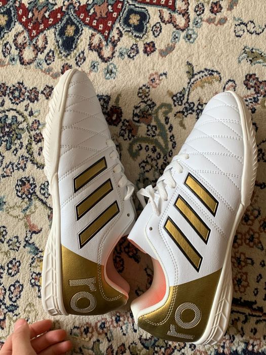 Кроссовки кожаные