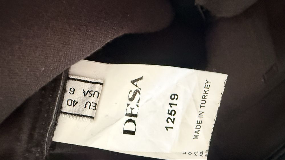 Pantaloni din piele naturală DESA, mărimea 40, noi fără etichetă