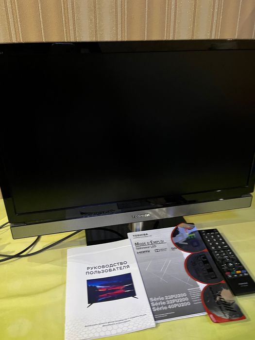 Телевизор Toshiba 23 экран в идеальном состоянии без дефектов