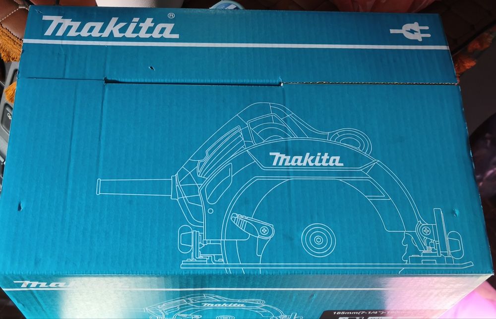 Scule profesionale Makita – Ciocan rotopercutor, Filetante, Șlefuitor, Circulare, Drujbe, acumulator 8ah