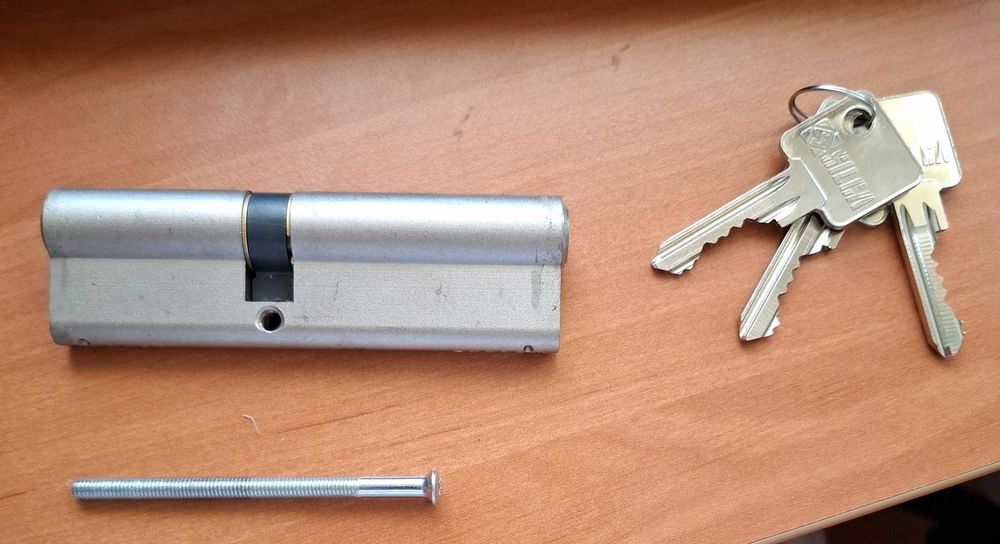 Патрон за врата Q-line 45/60