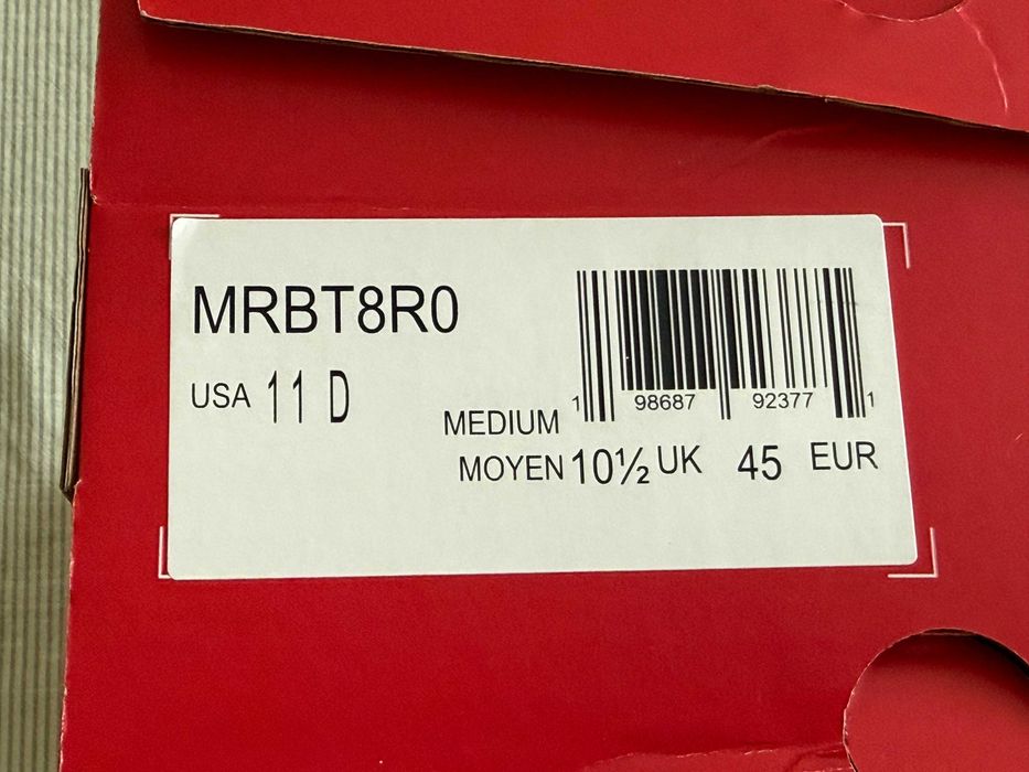 Продавам нови маратонки New Balance M Rebel Trail, черни, размер 45