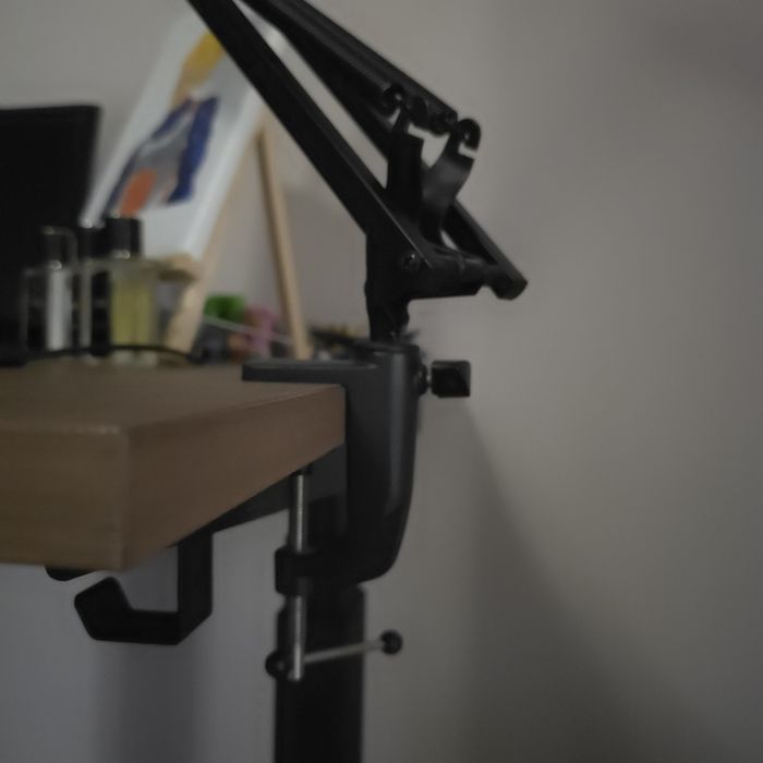 Microfon / Interafata Audio Behringer + Suport microfon