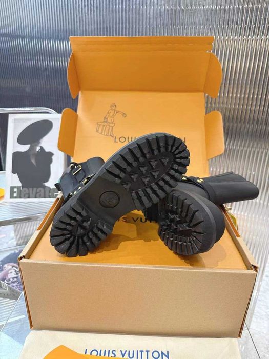 Ghete / Bocanci Louis Vuitton Calitate Premium