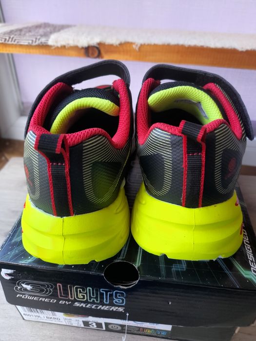 Skechers Flex-Glow Ultra nr 35