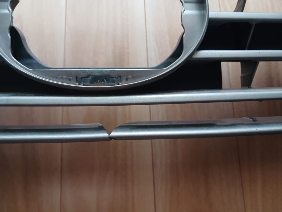 Прдам решётку радиатора