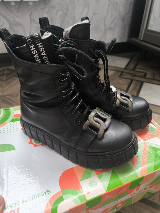 Сапоги для девочки 31 размер Турция