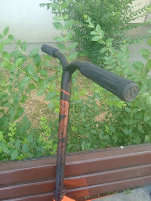 Trotineta aproape nouă fără uzură