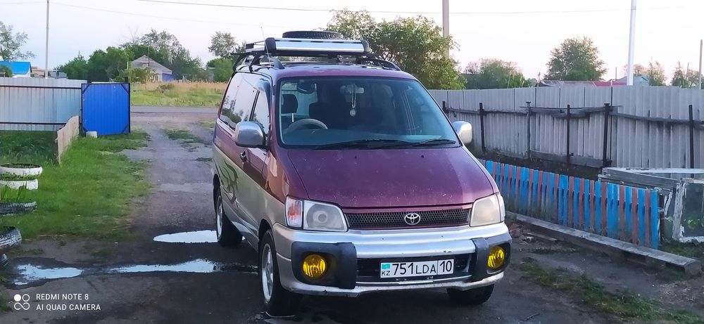 Продам TOYOTA Town Ace Noah
