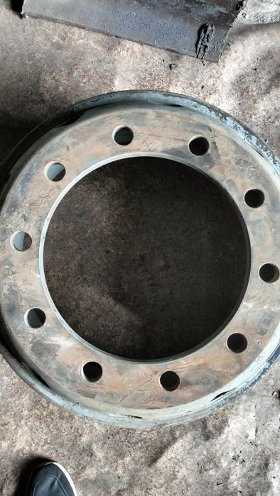 Продам диск от грузовой машины Шахман