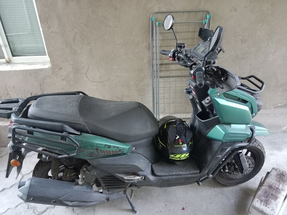 Продам скутер танк