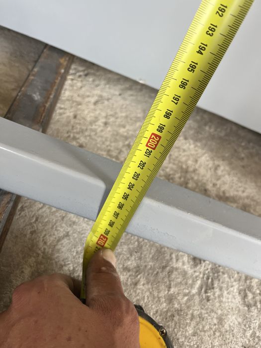 Входна врата, метална