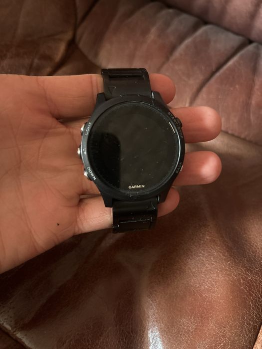 Продаю часы Garmin