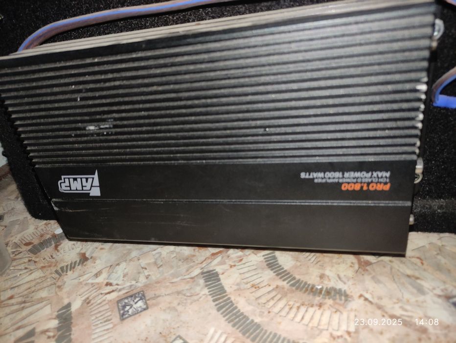 Продам сабвуфер ..