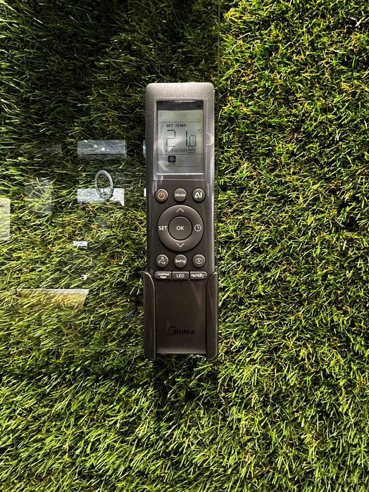 Кондиционер Midea Naomi Pro 12 inverter wi-fi