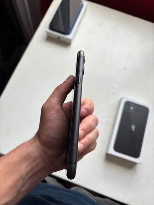 Iphone 11 128gb хорошем состоянии.