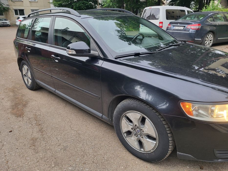 VOLVO V50 2010 — imagine 4