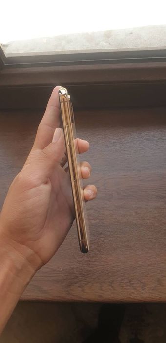 iPhone xs xolati idyal