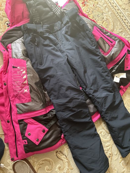 Продам лыжный костюм