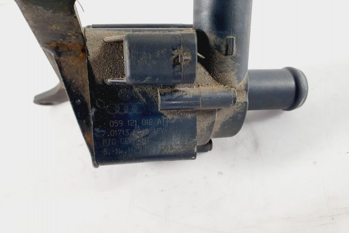 Pompa auxiliara apa 059121012a Audi A8 D4/4H seria