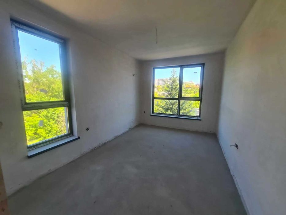 Продава се Двустаен апартамент в София, Манастирски ливади - 66 кв.м за 1667 €/кв.м - Снимка #2