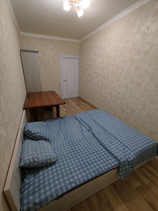 Сдам сваю В метро Чиланзаре  2/2/4