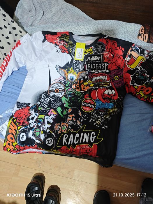 Мотокрос тениски и ръкавици