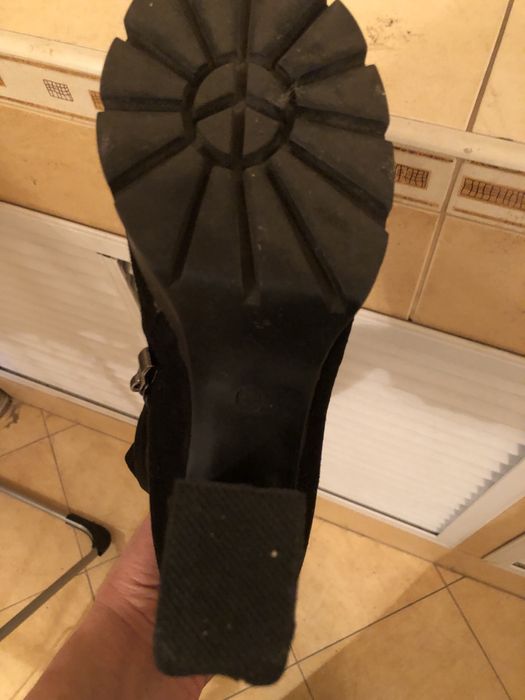 Замшевые сапожки