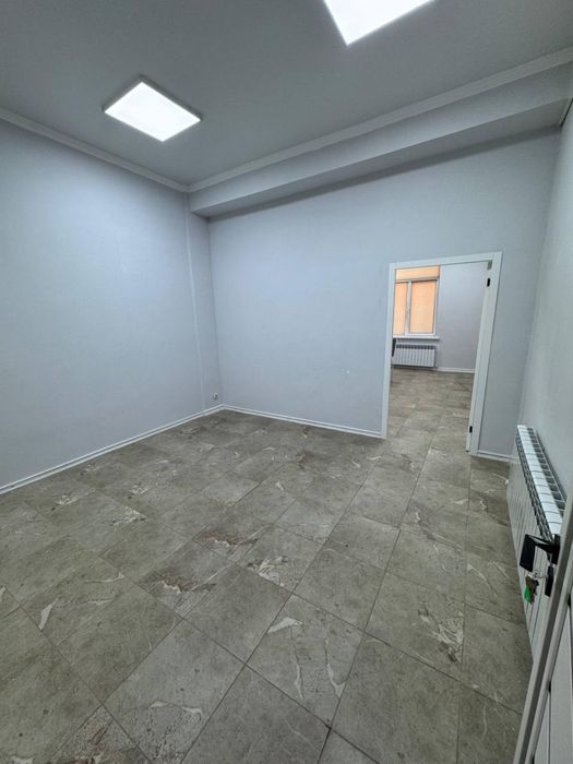 Сдается офис на первом этаже