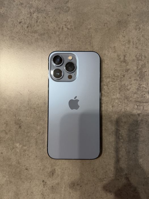 iPhone 13 Pro син