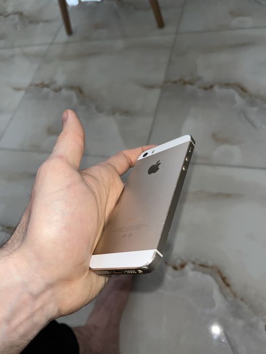 Живая легенда IPhone 5S