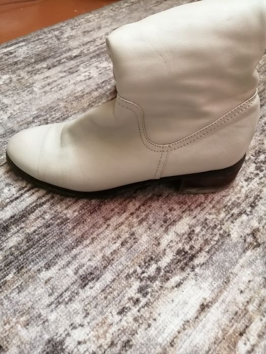 Сапоги женские продам