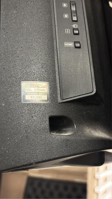 Sony Beavia 37 инча