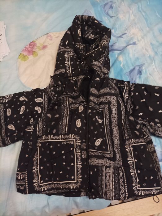 Зимно яке с качулка