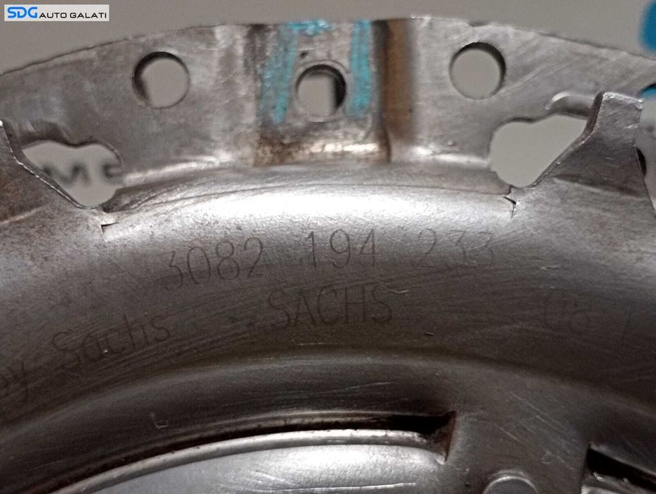 Kit Ambreiaj Volanta Masa Simpla Disc si Placa Ambreiaj Skoda Octavia 1 1.8 1996 - 2010 Cod 068105271F 3082194233 1862516343 [M6721]