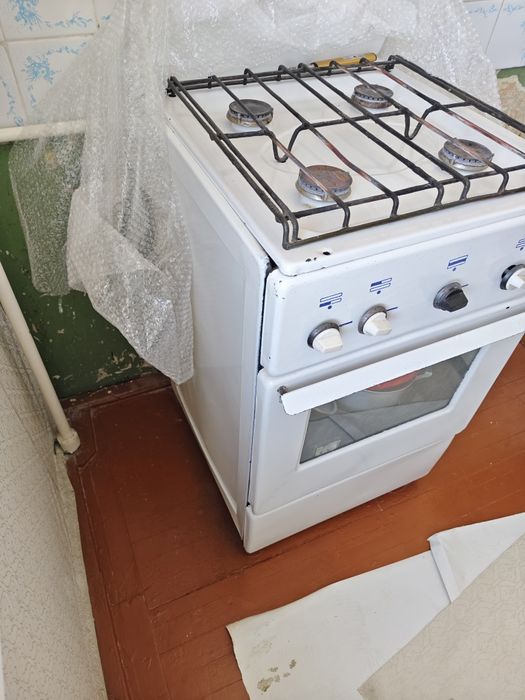 отдам бесплатно газплиту