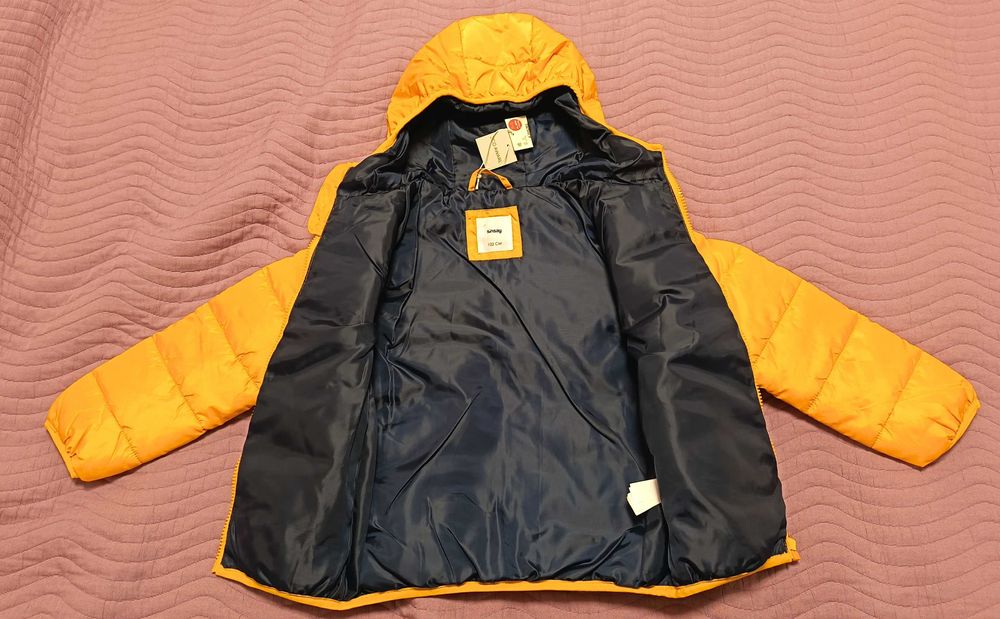 Ново детско яке, 6-7 год.