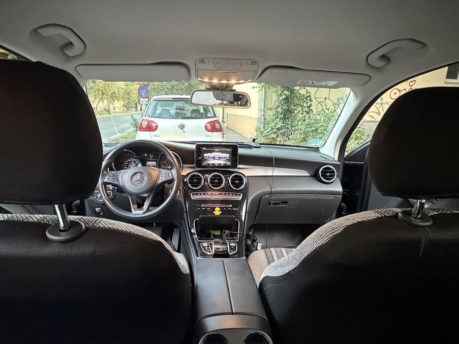 GLC 220 d 4MATIC Off-Roader (pret cu TVA deductibil)