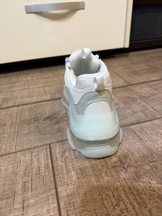 Balenciaga triple s