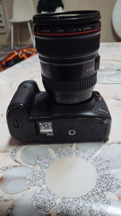 Фотоаппарат Canon 5D Mark3 Срочно