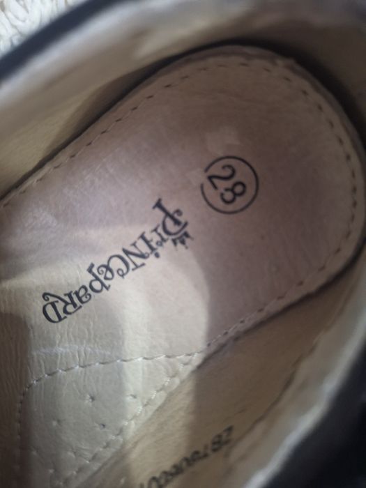 Туфли для мальчика 28 размер срочно